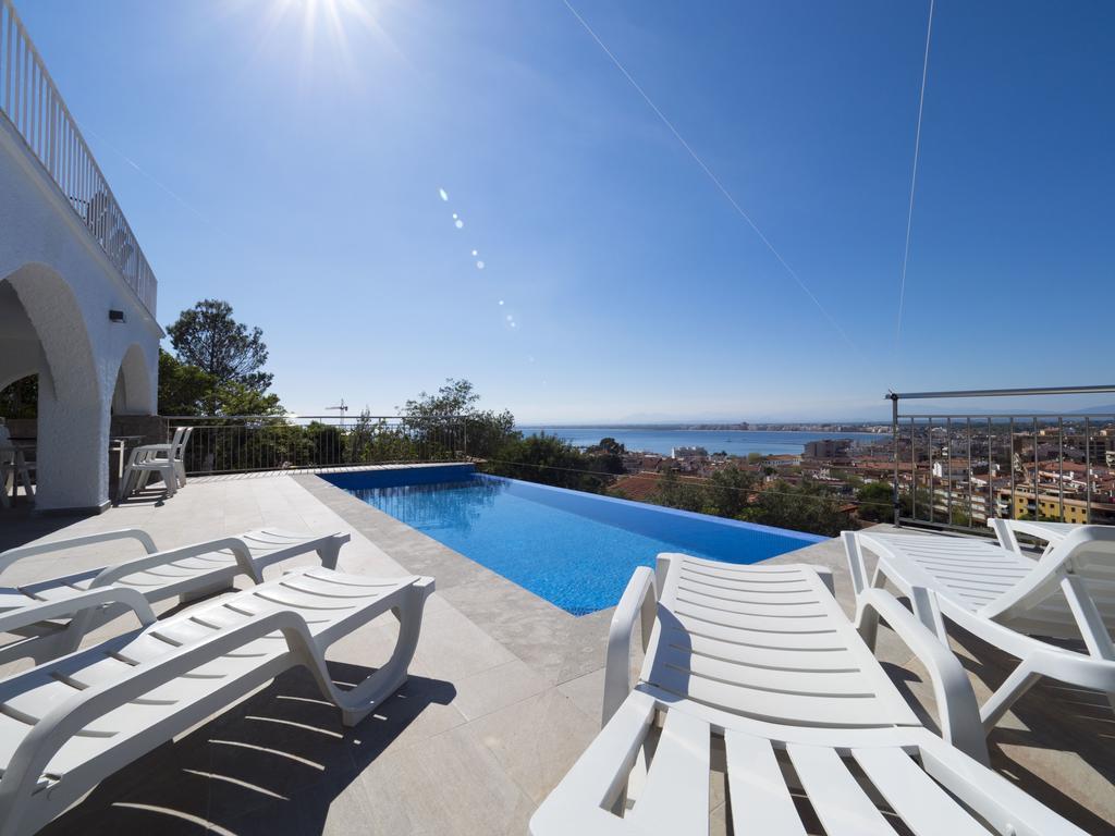 Ferienhaus Inmosantos Casa Tordera